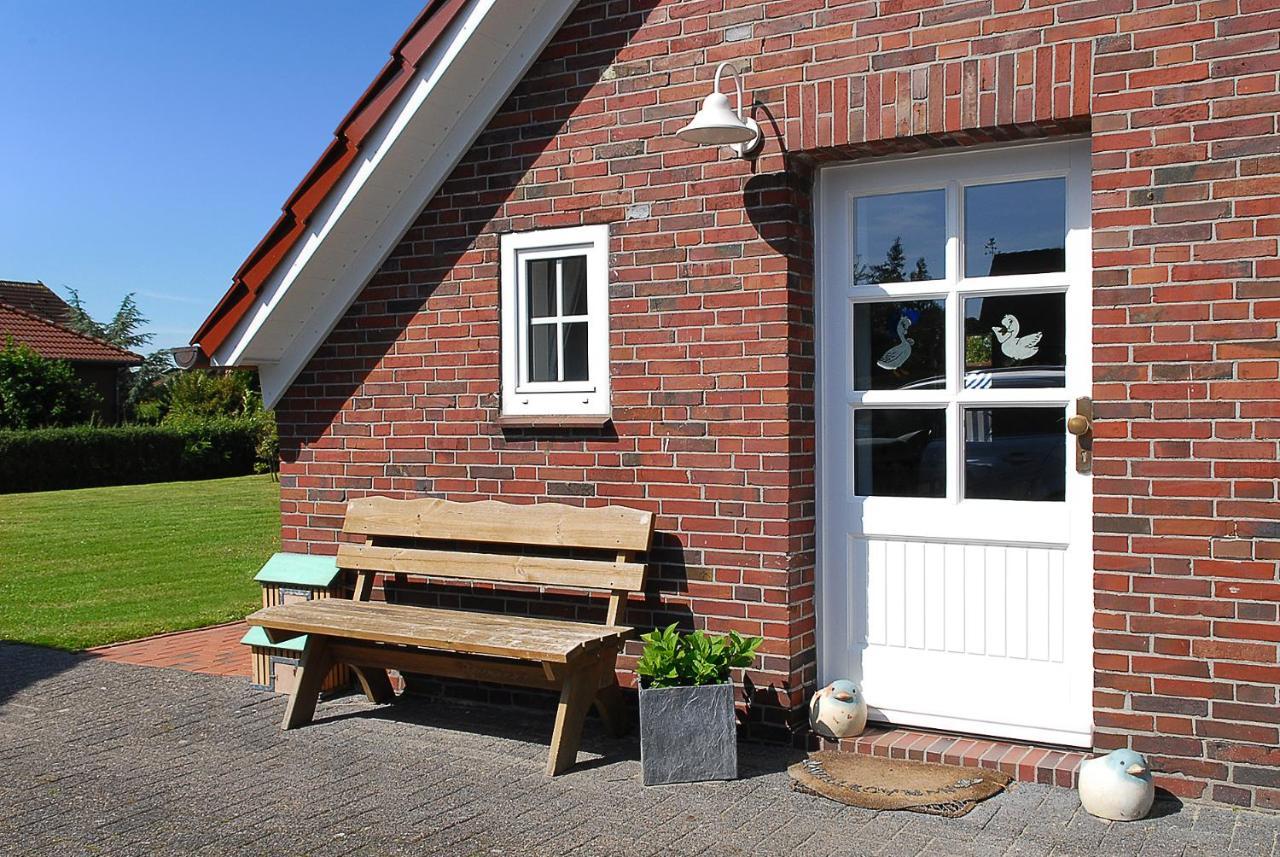 Ferienwohnungen Im Landhaus Seestern Werdum Exteriör bild